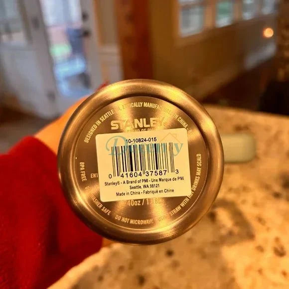 The Quencher H2.0 FlowState™ Tumbler | 40 OZ | Silver