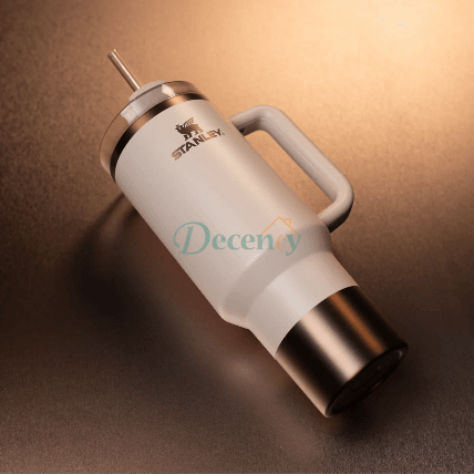 The Quencher H2.0 Flowstate™ Tumbler | 40 OZ - Gilded Sugar