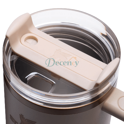 The Quencher H2.0 Flowstate™ Tumbler | 40 OZ - Gilded Sugar