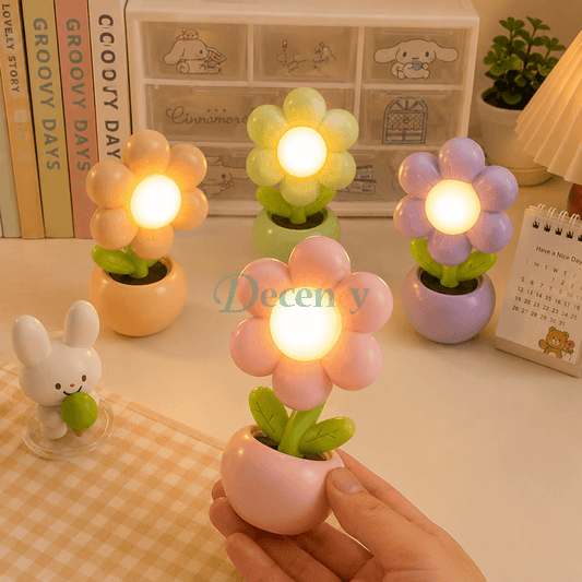 BlossyGlow Mini LED Flower Desk Lamp – Cute Petal Night Light
