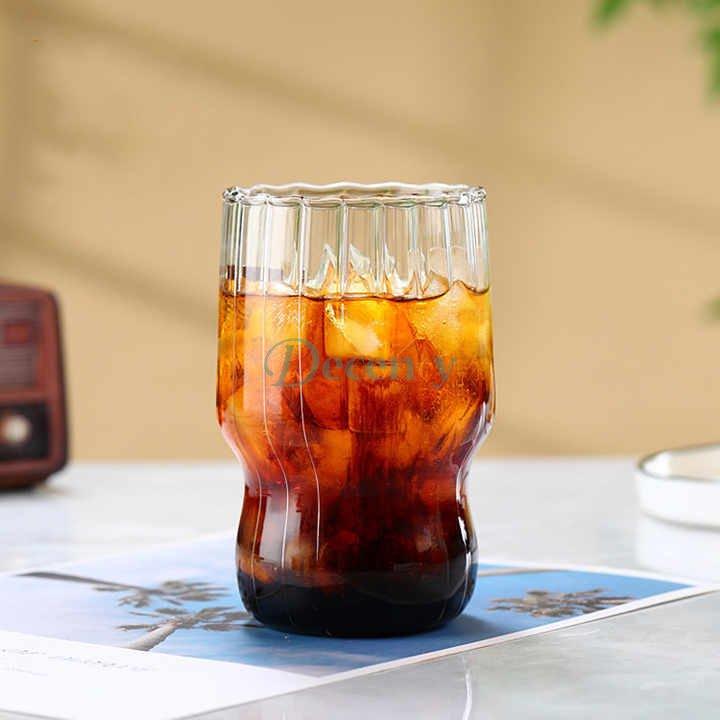 New Design Straw Glass Tumbler with Lid