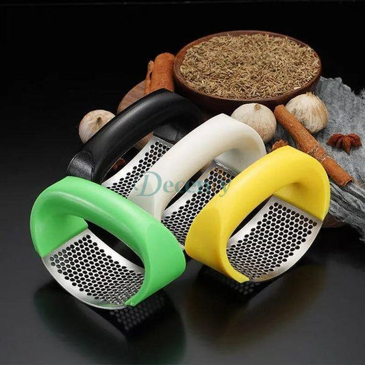 Garlic crusher - Decency