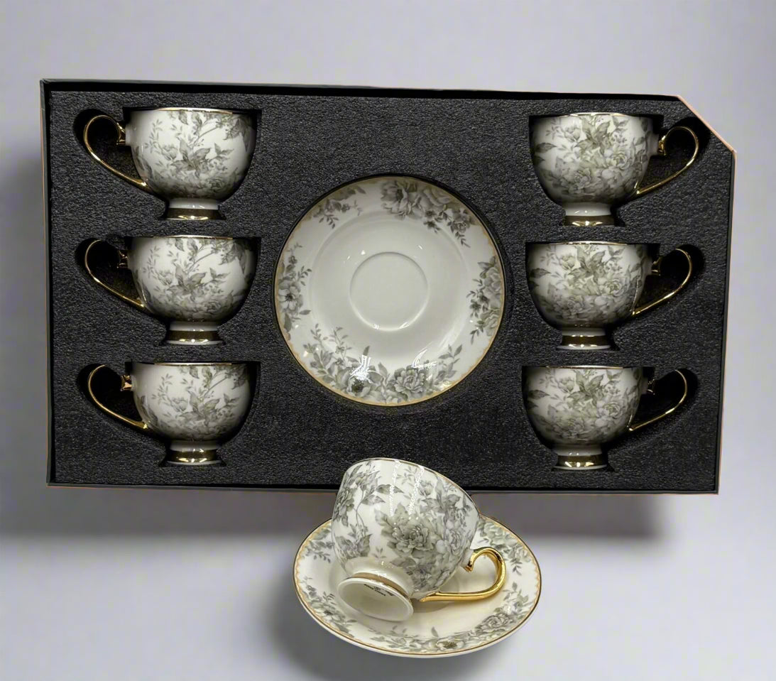 Johnson Brothers Black leaf -12-Piece Elegant Cups & Saucers