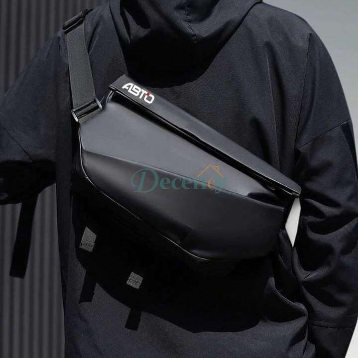 UrbanFlex Multi-Pocket Crossbody Bag – Stylish Shoulder Sling
