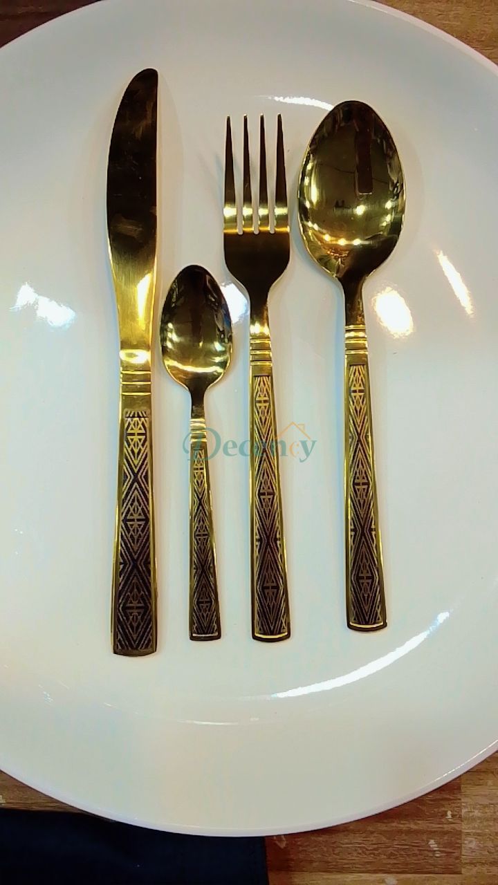 24-Piece Golden Spoon Set – Elegant Stainless Steel Flatware