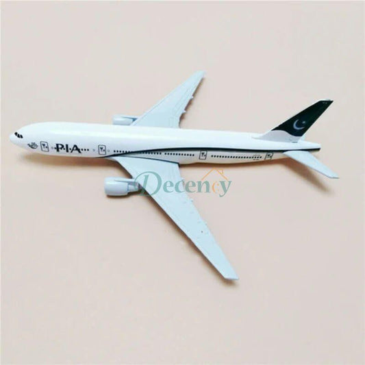 Metal Airplane - PIA Boeing 777 (20CM)