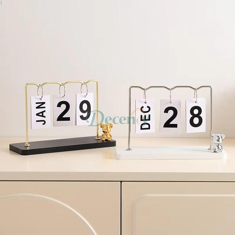 Bear Metal Desk Calendar