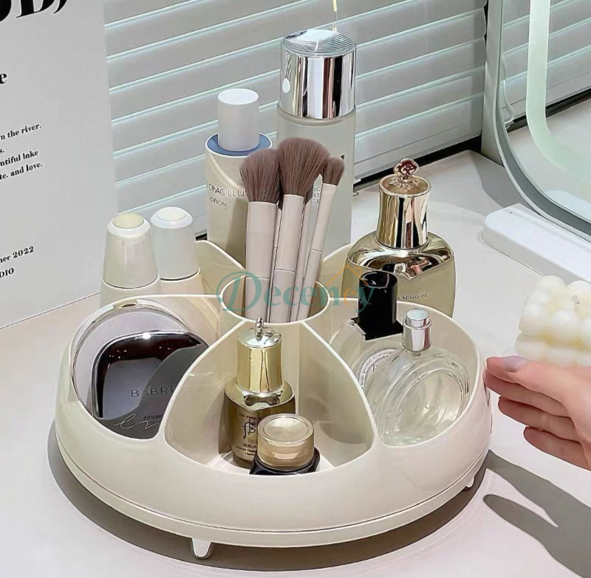 360 Rotating Makeup Organizer & Cosmetic Holder Tray
