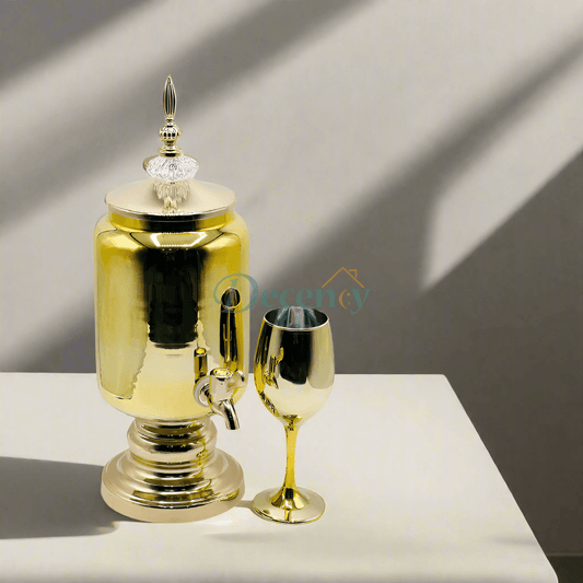 Elegant Glass Decanter with Glasses