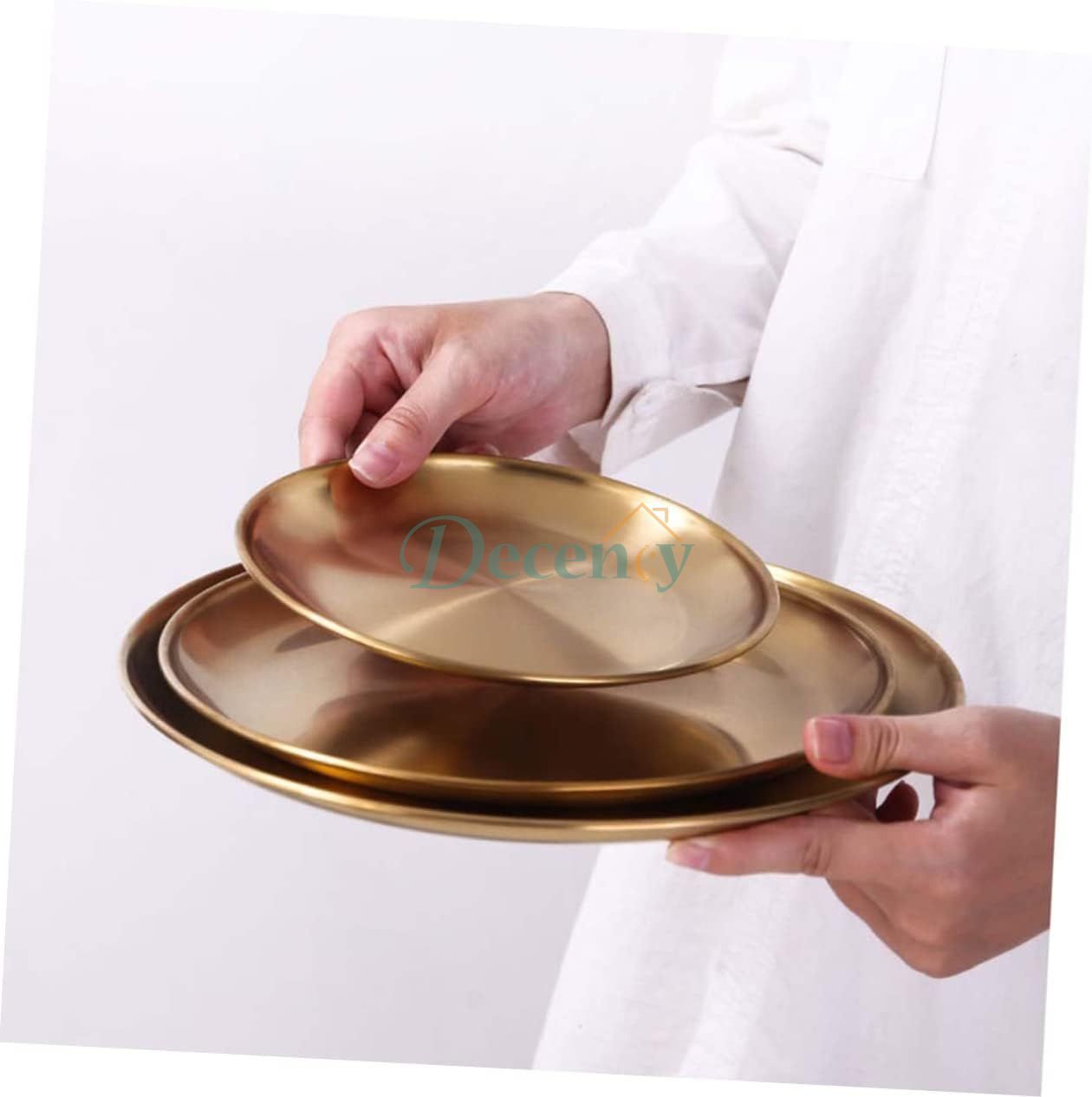 Royal Dine Round Golden Plate – Elegant Serving & Dining Tableware