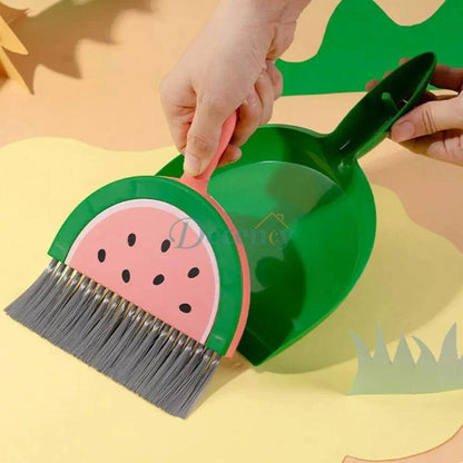 Mini Desktop Broom & Dustpan Set – Funny Fruit Pattern