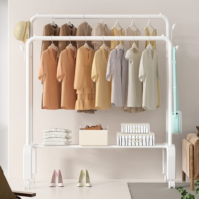 Floor-Standing Cloth Rack With Wheels