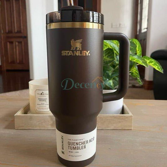 Stanley Quencher H2.0 Chocolate Gold Limited Edition Tumbler | 40oz