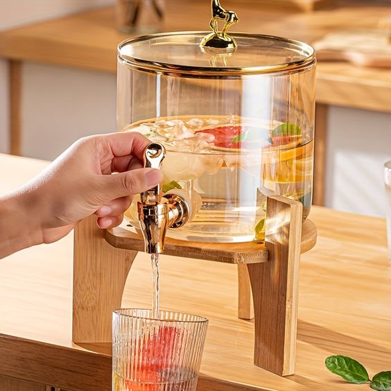 New Style Beverage Dispenser With Wooden Base