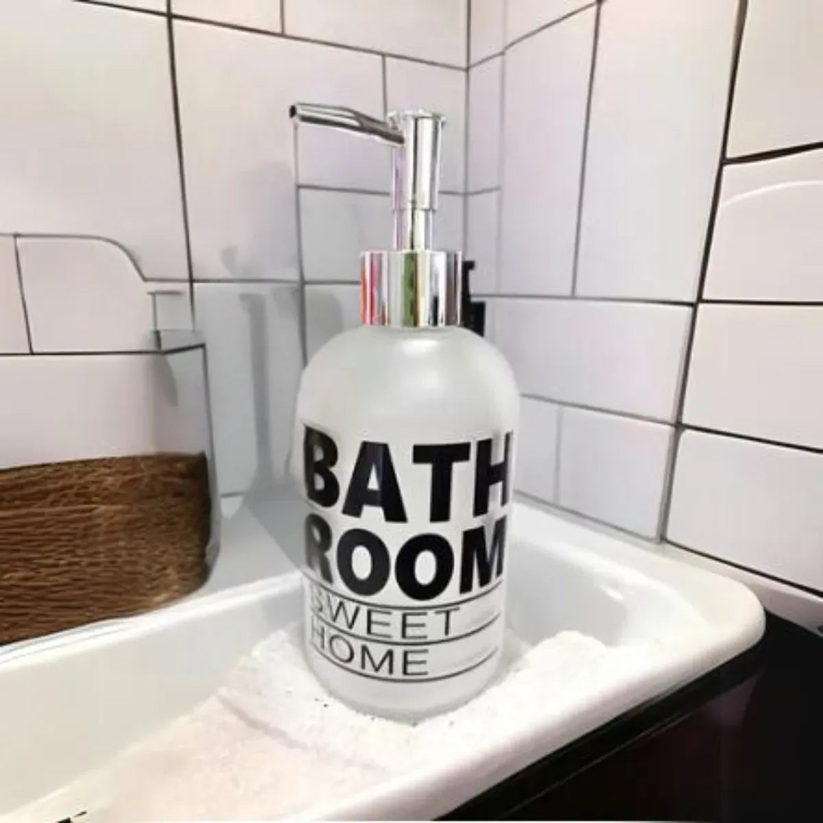 Bathroom Sweet Home Refillable Soap Dispenser Bottles – Matte Black & Frosted White