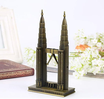 Premium  metal Petronas Twin used as a luxury Pakistani wedding table decoration.