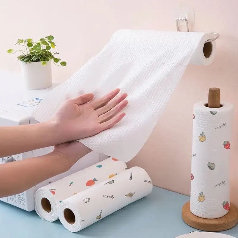 Roll of 50 pieces non-woven disposable kitchen cleaning cloths in 25x25cm size.