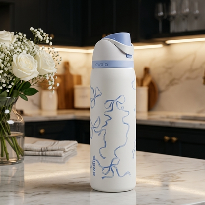 Owala FreeSip Water Bottle - Tied & True Bow Design (32 oz)